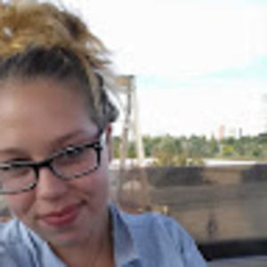 Meet your Posher, Caryn